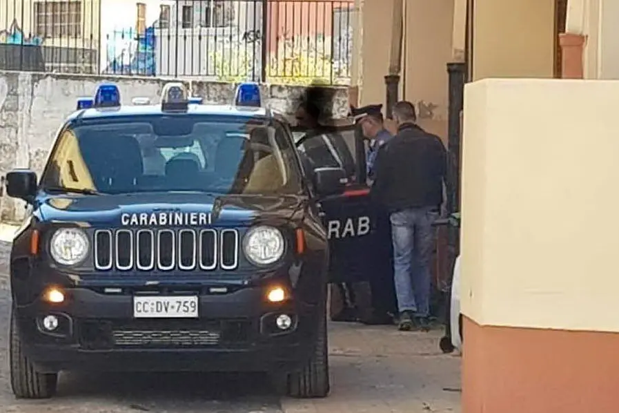 I carabinieri a Iglesias (L'Unione Sarda - Simbula)