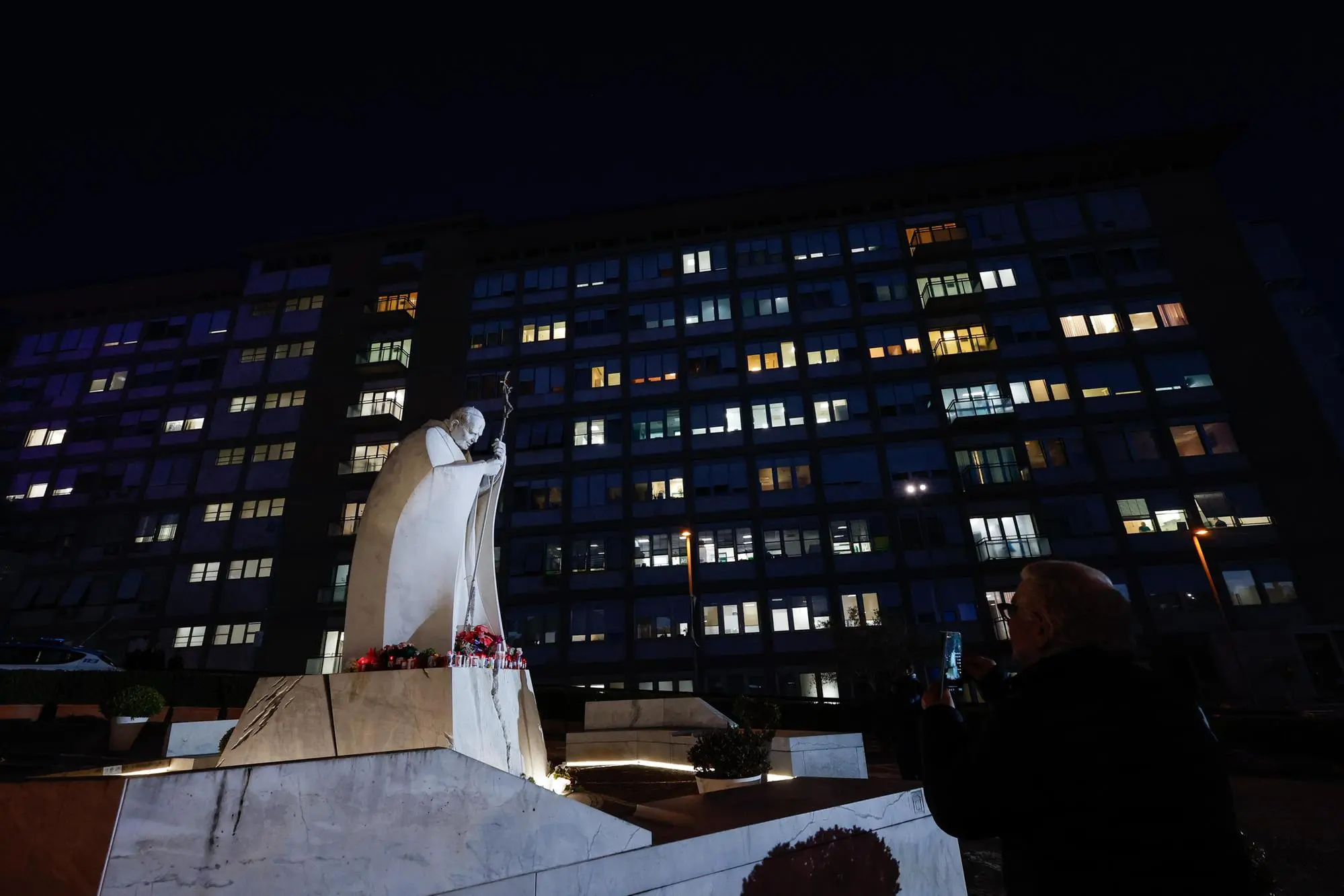 An external view of the Agostino Gemelli Hospital where Pope Francis is hospitalized to continue his treatments for bilateral pneumonia, in Rome, Italy, 21 February 2025. ANSA/GIUSEPPE LAMI