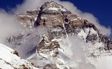 Un'impresa epica: nessuno sapeva come avrebbe reagito il corpo degli alpinisti senza aiuti per la respirazione