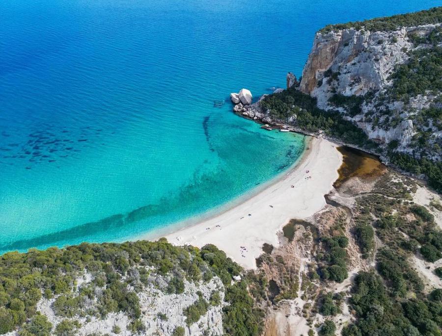 Cala Luna, l’estate della pace