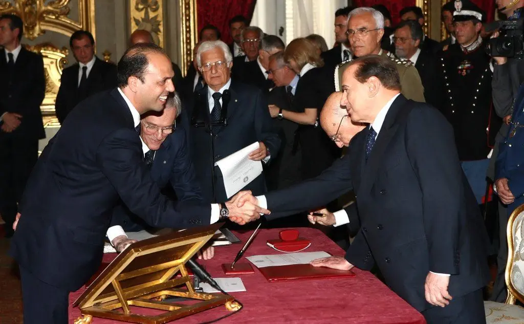 Il primo giuramento da ministro, dal 2008 è Guardasigilli del governo Berlusconi (Ansa)