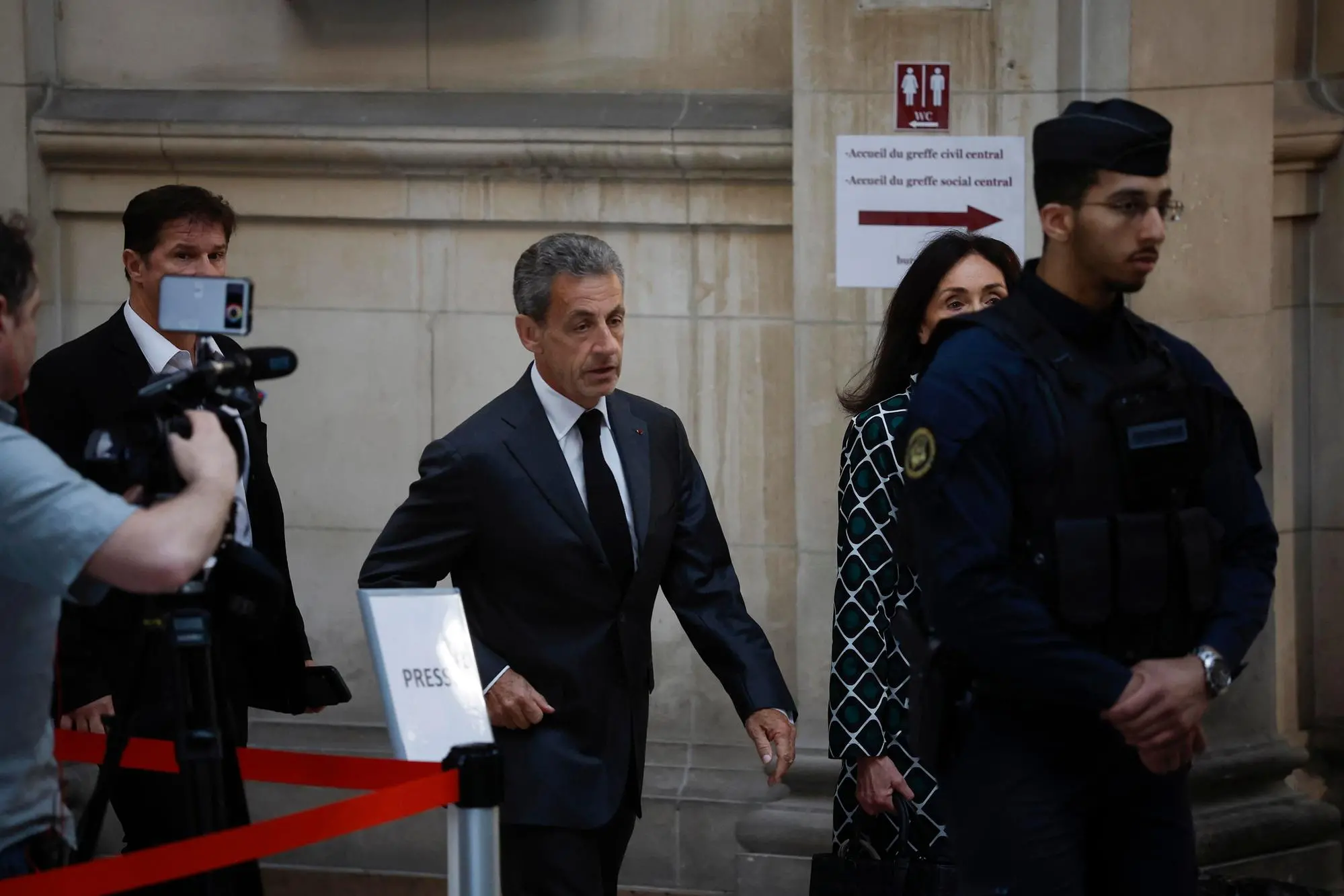 L'ex presidente francese Nicolas Sarkozy (foto Ansa)