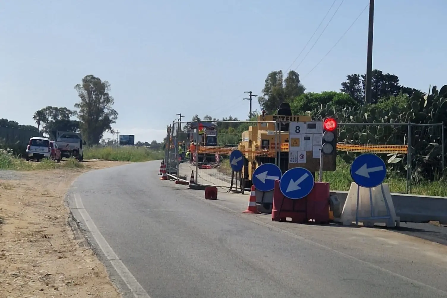 Un cantiere Terna sulla litoranea (foto Daga)