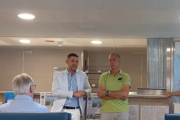 La presentazione della iniziativa-Porto Torres (foto Pala)