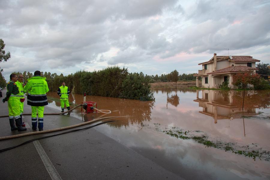 Sardegna sott’acqua: un morto ed emergenze in varie località del Cagliaritano e del Sulcis