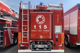 Vigili del fuoco (Ansa)