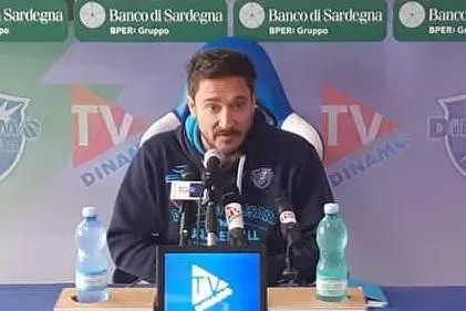Coach Gianmarco Pozzecco (foto Dinamo)