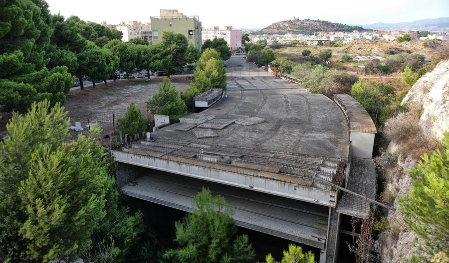 È scontro sul tunnel mai nato