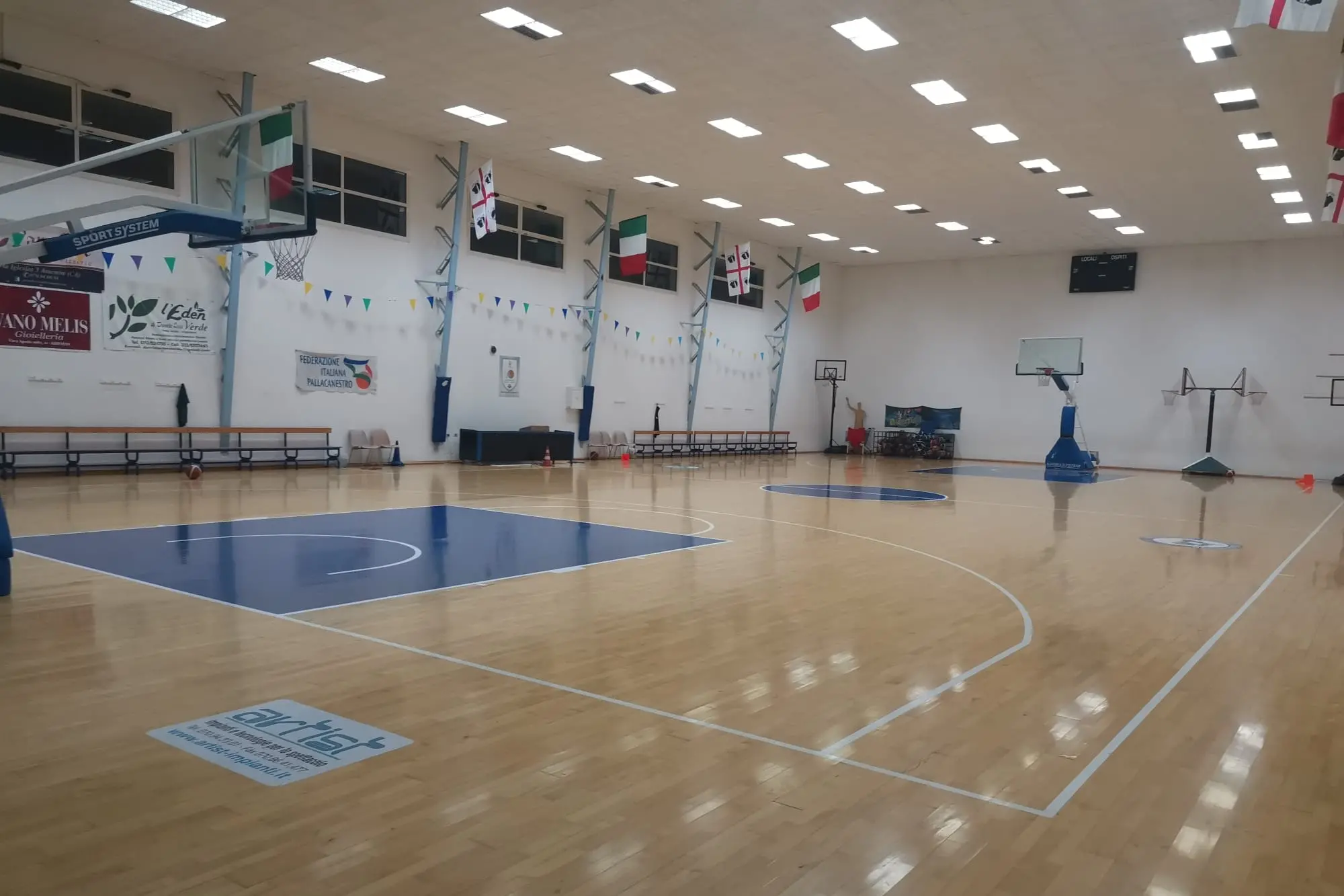 Nella foto il palazzetto di Assemini