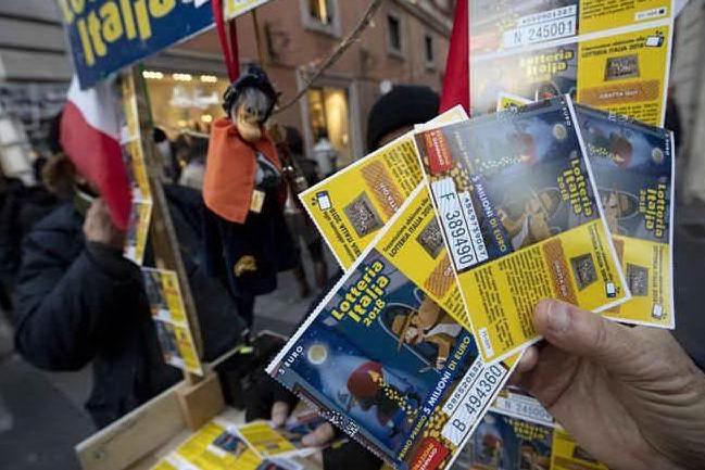 Lotteria Italia: il premio da 5 milioni va a Pesaro. Una vincita anche in Sardegna