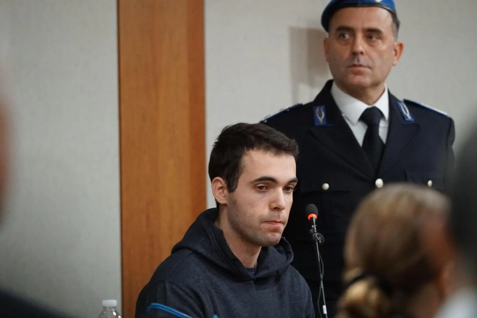 Filippo Turetta durante l'interrogatorio come imputato nel processo per l'omicidio dell'ex fidanzata, Giulia Cecchettin, nell'aula della Corte d'Assise di Venezia, 25 ottobre 2024. ANSA/ ANDREA MEROLA