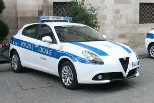 La polizia locale di Sassari (Archivio L'Unione Sarda)