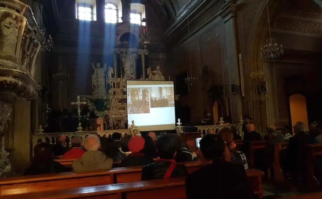 La conferenza di presentazione del restauro del retablo (foto Antonio Pintori)