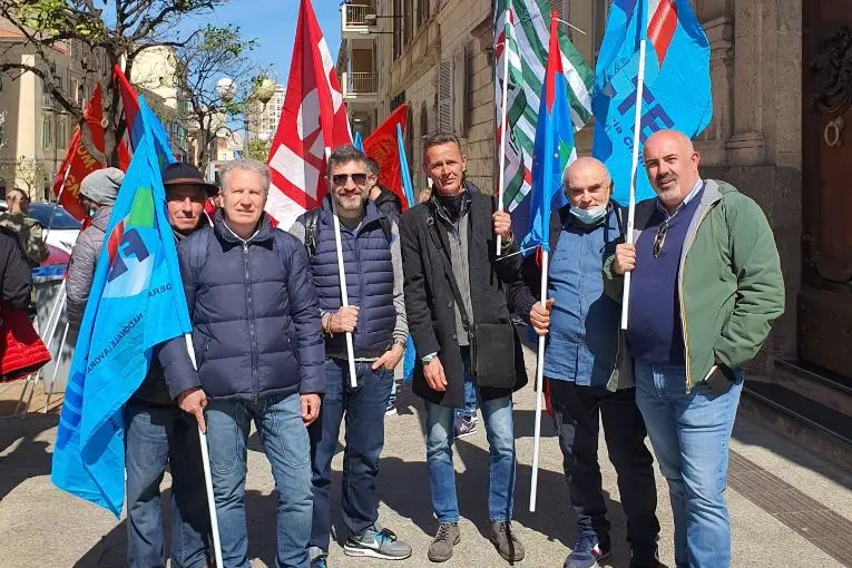 Manifestazione sulla vertenza Chimica Verde (foto L'Unione Sarda - Pala)