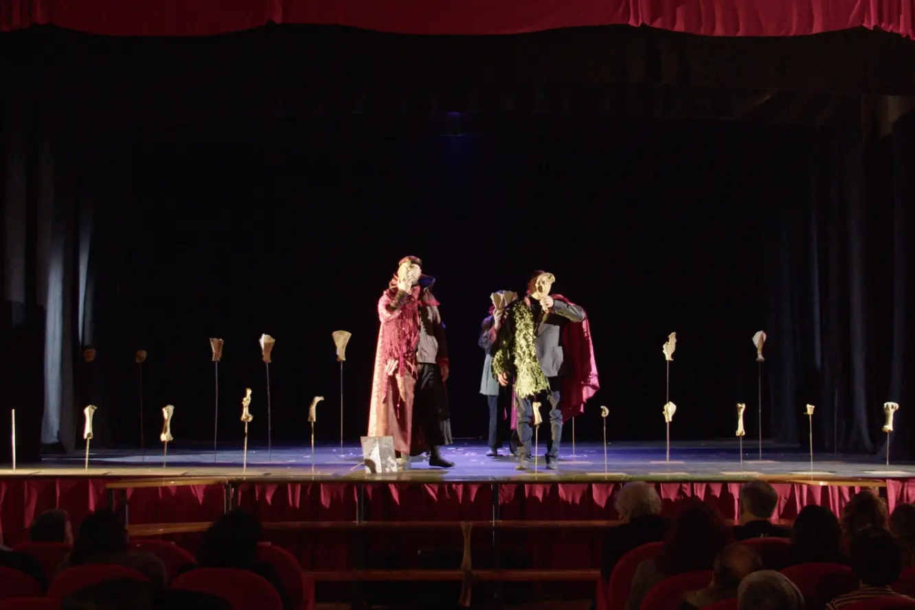 Un'immagine dello spettacolo "Macbeth" del "Teatro Dentro" (foto Michele Gagliani)