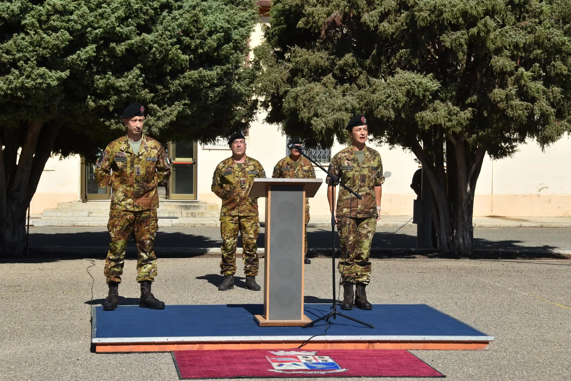 L'avvicendamento (foto Esercito)