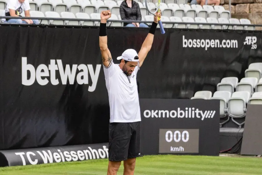 La gioia di Berrettini dopo la vittoria su Otte (foto Twitter)