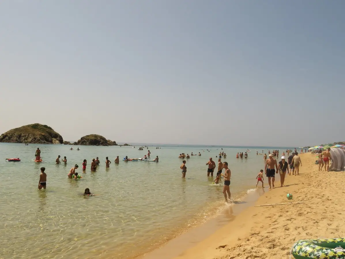 La spiaggia di Su Giudeu a Chia dove è avvenuta la tragedia (foto archivio)
