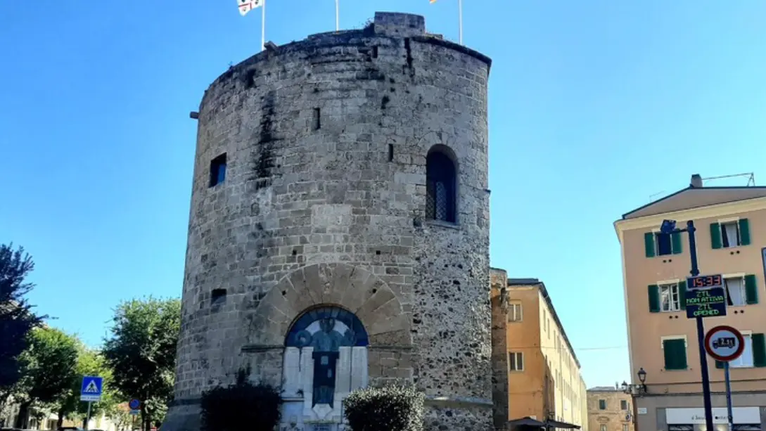 https://immagini.unionesarda.it/version/c:MWVjNDUwMGEtODY0Mi00:ZTM0MGVkMjMtYTdiMS00/image.webp?f=16:9