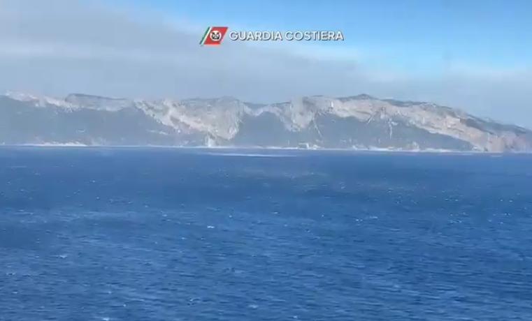 Santa Maria Navarrese, sospese le ricerche dei due dispersi in mare