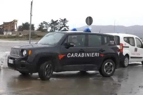 Carabinieri nel Sulcis (Foto Videolina)