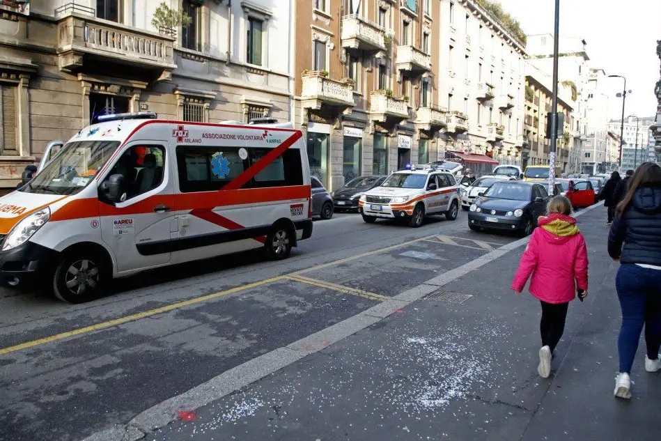 Un'ambulanza
