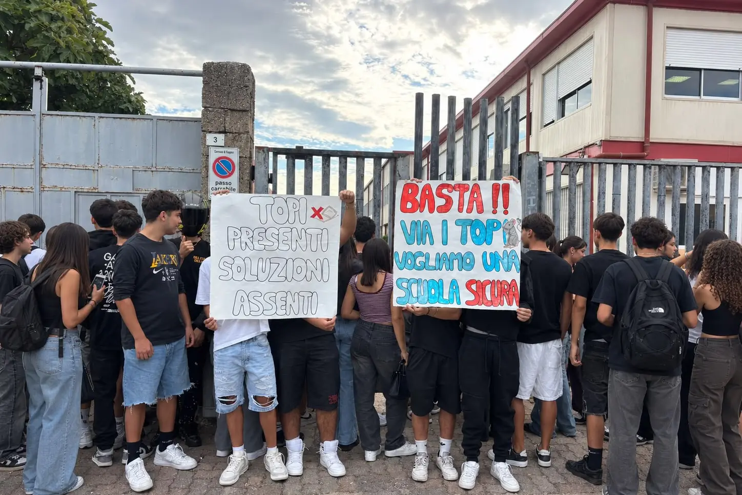 Gli studenti in una manifestazione di protesta