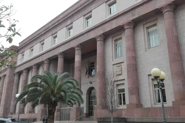 Il Tribunale di Sassari (Ansa)