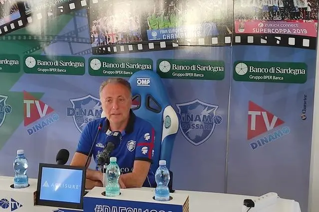Coach Piero Bucchi (L'Unione Sarda - Marras)