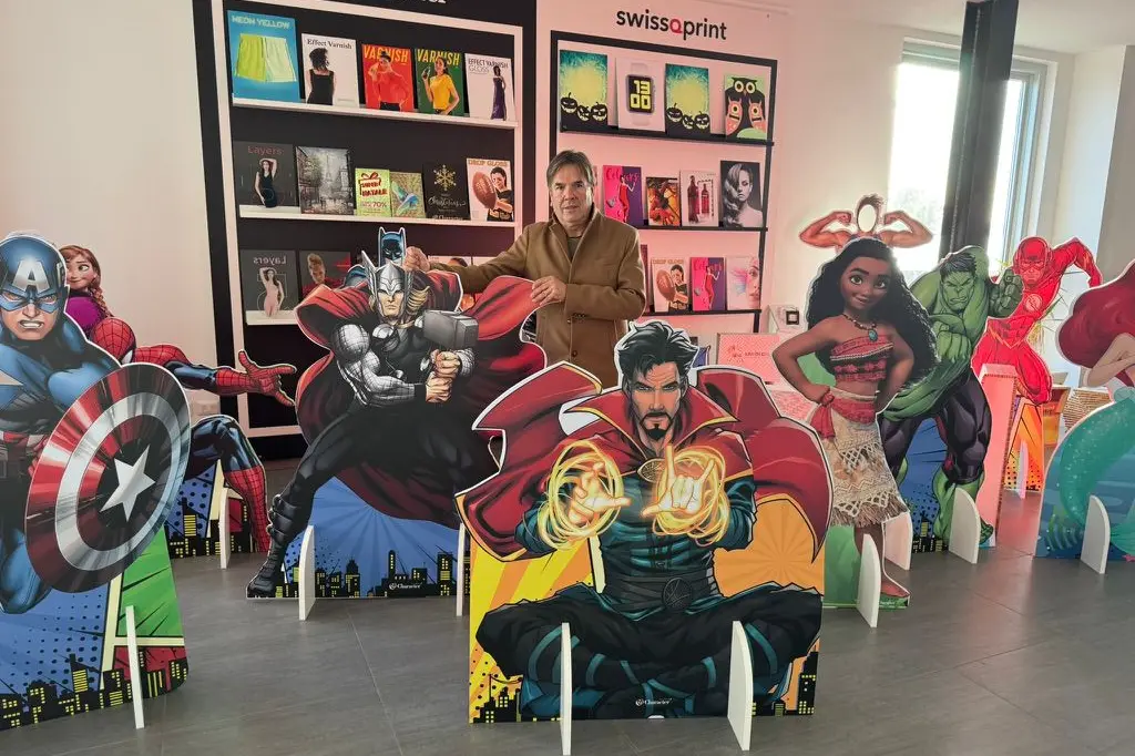 Le sagome che verranno donate al reparto di Chirurgia Pediatrica (foto ufficio stampa)