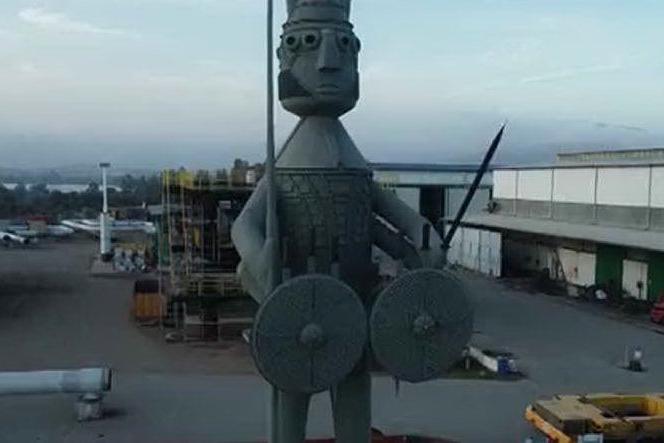 Un bronzetto gigante alto 20 metri: Tortolì, l'idea di un imprenditore