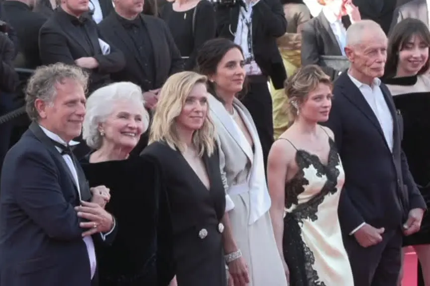 Cannes, Erri De Luca sul red carpet per "La Vie d'une Femme"