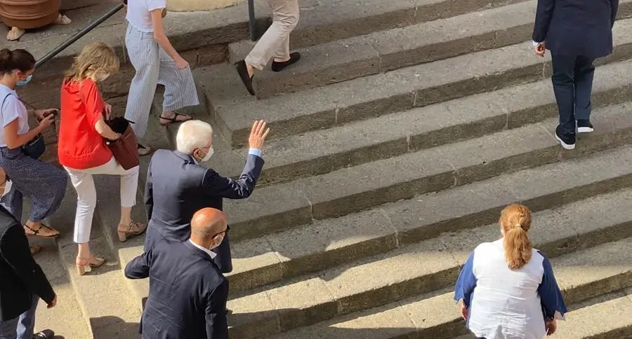 Il Presidente sulla scalinata (foto Fiori)