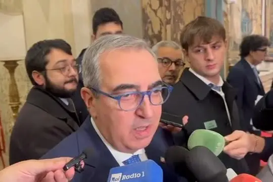 Gasparri: Aperto a confronto, l'importante è fare legge antisemitismo