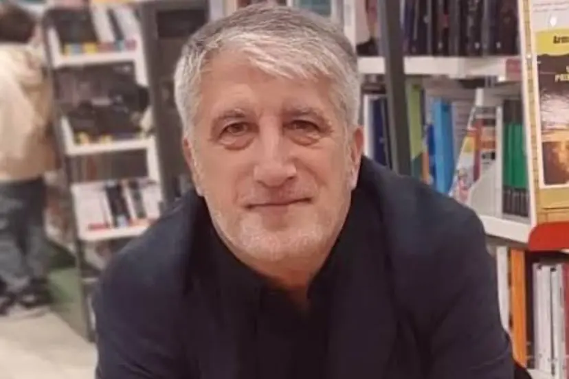 Lo scrittore Armando Guarino