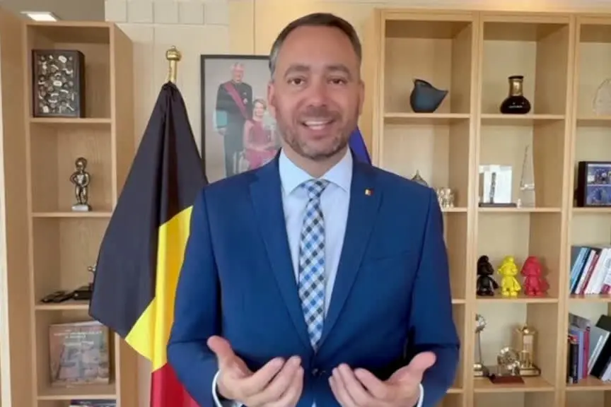 Ministro Esteri Belgio a Fifa: in discussione principi calcio e sport