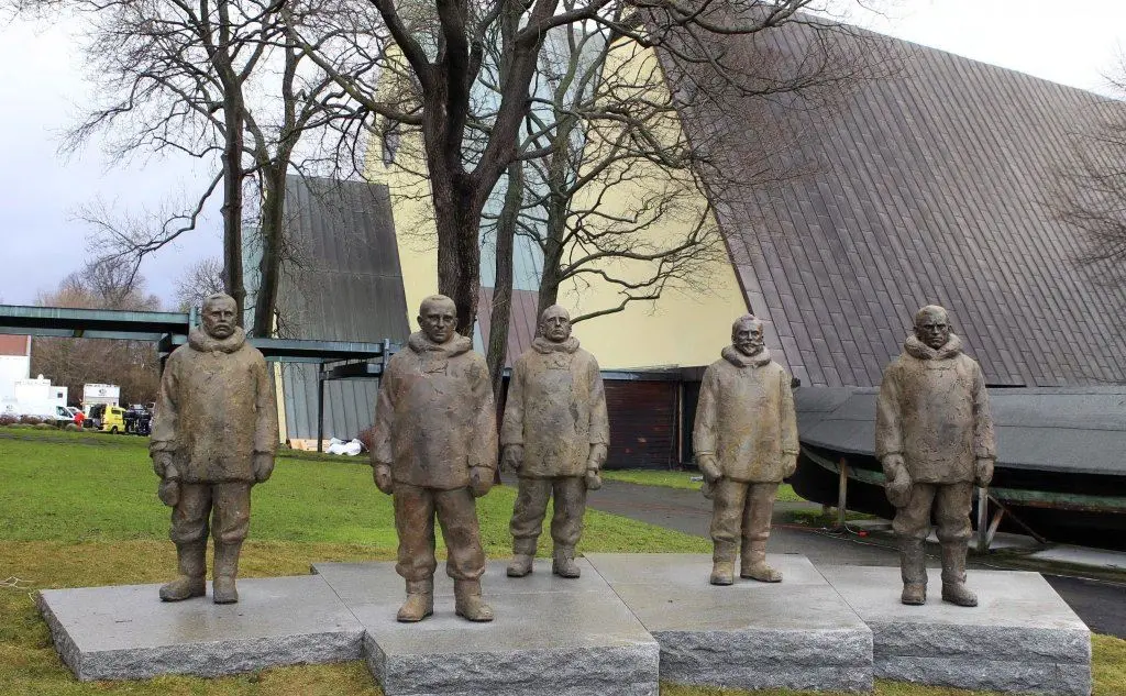 Oslo, sculture dedicate ai cinque protagonisti della spedizione