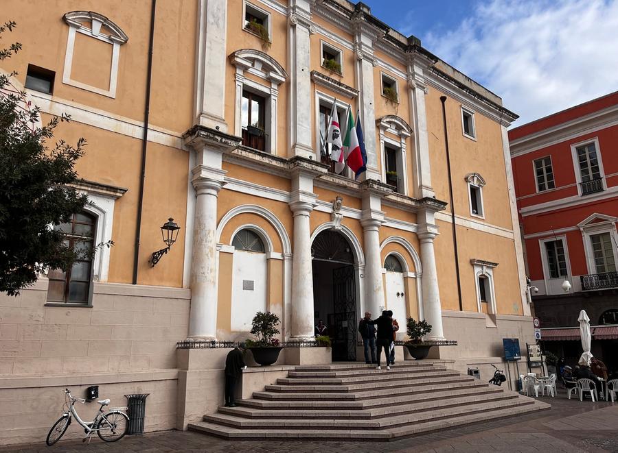 Anagrafe, le prenotazioni si fanno sul web