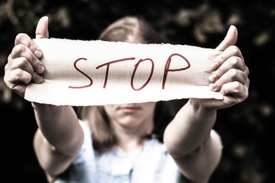 Violenza sulle donne, quasi 7 milioni in Italia le vittime di abusi