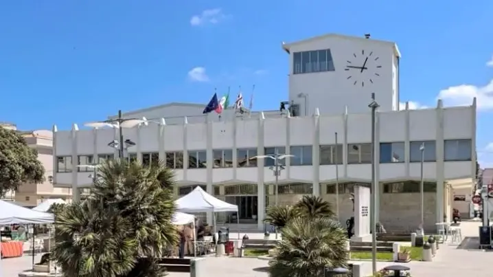 https://immagini.unionesarda.it/version/c:MjExZWVhYzMtMTNkZC00:MTY1NGQxZWMtNDRkZS00/image.webp?f=16:9