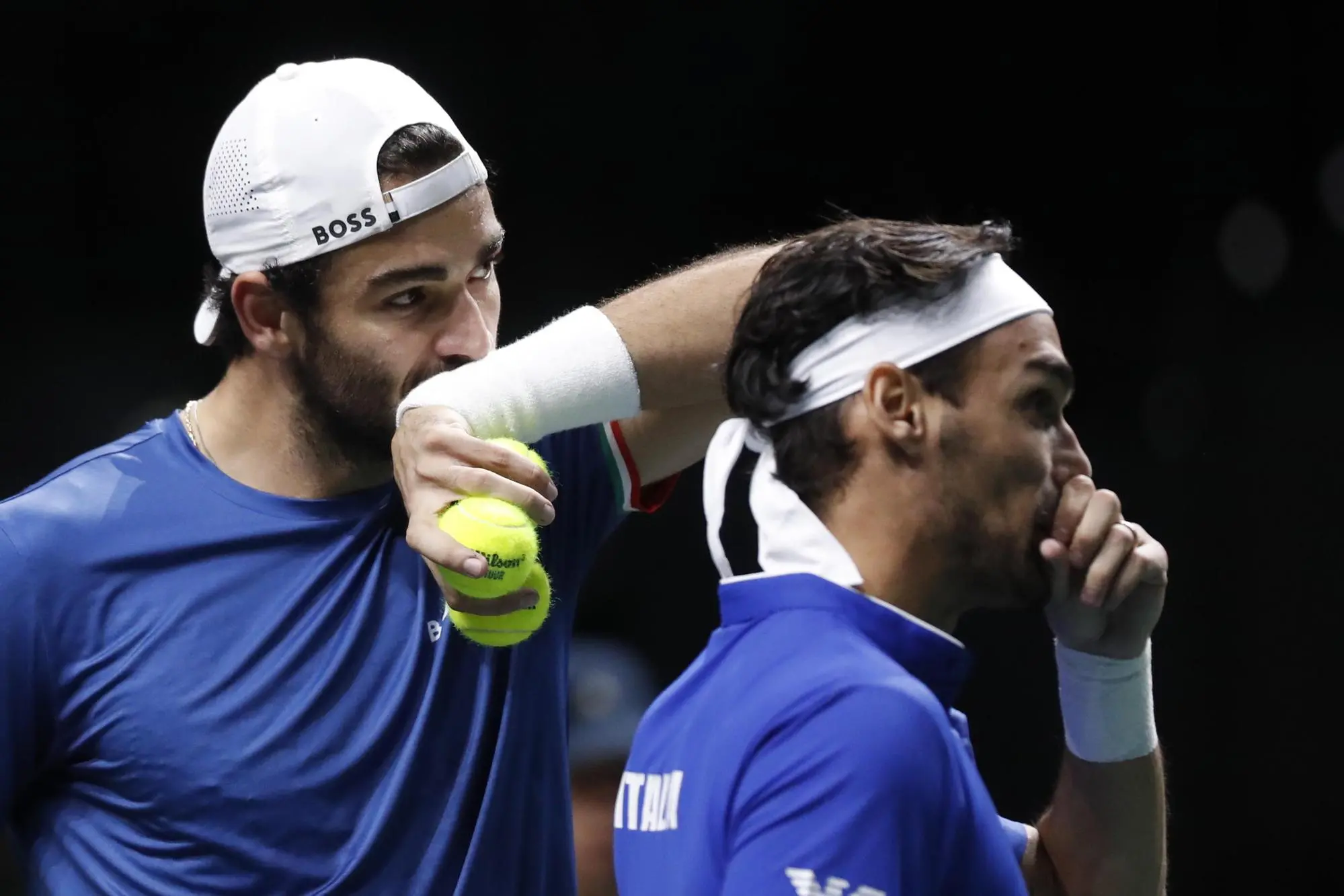 Fognini e Berrettini durante il doppio decisivo contro il Canada (Ansa)
