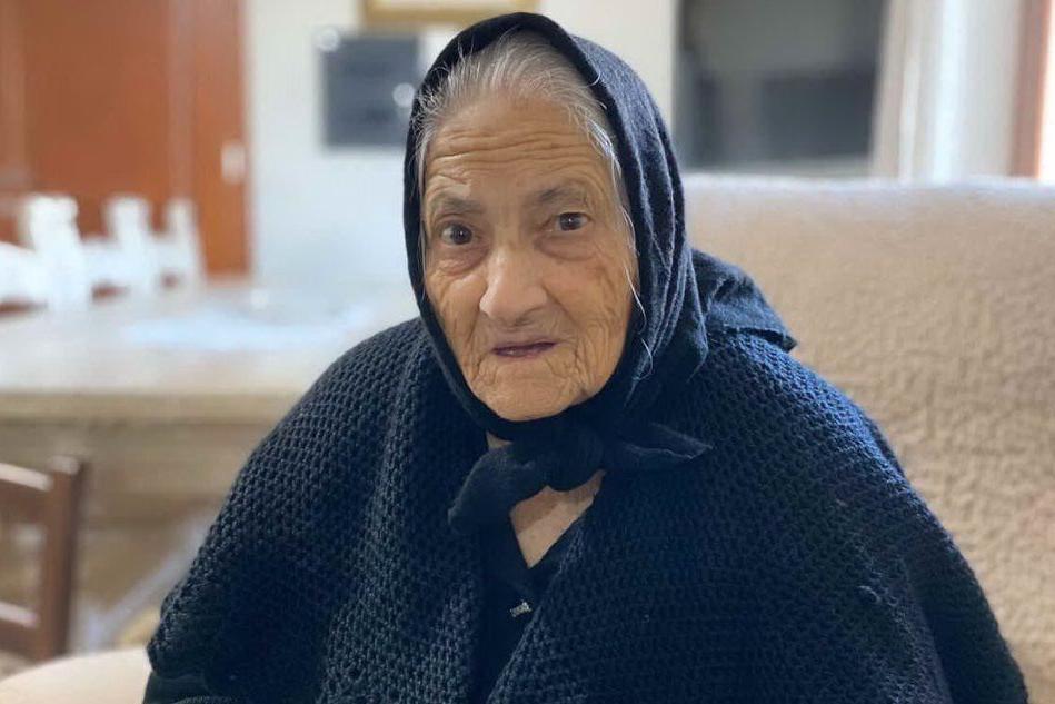 Nughedu Santa Vittoria, addio a Tzia Maria Rosa: stava per compiere 104 anni