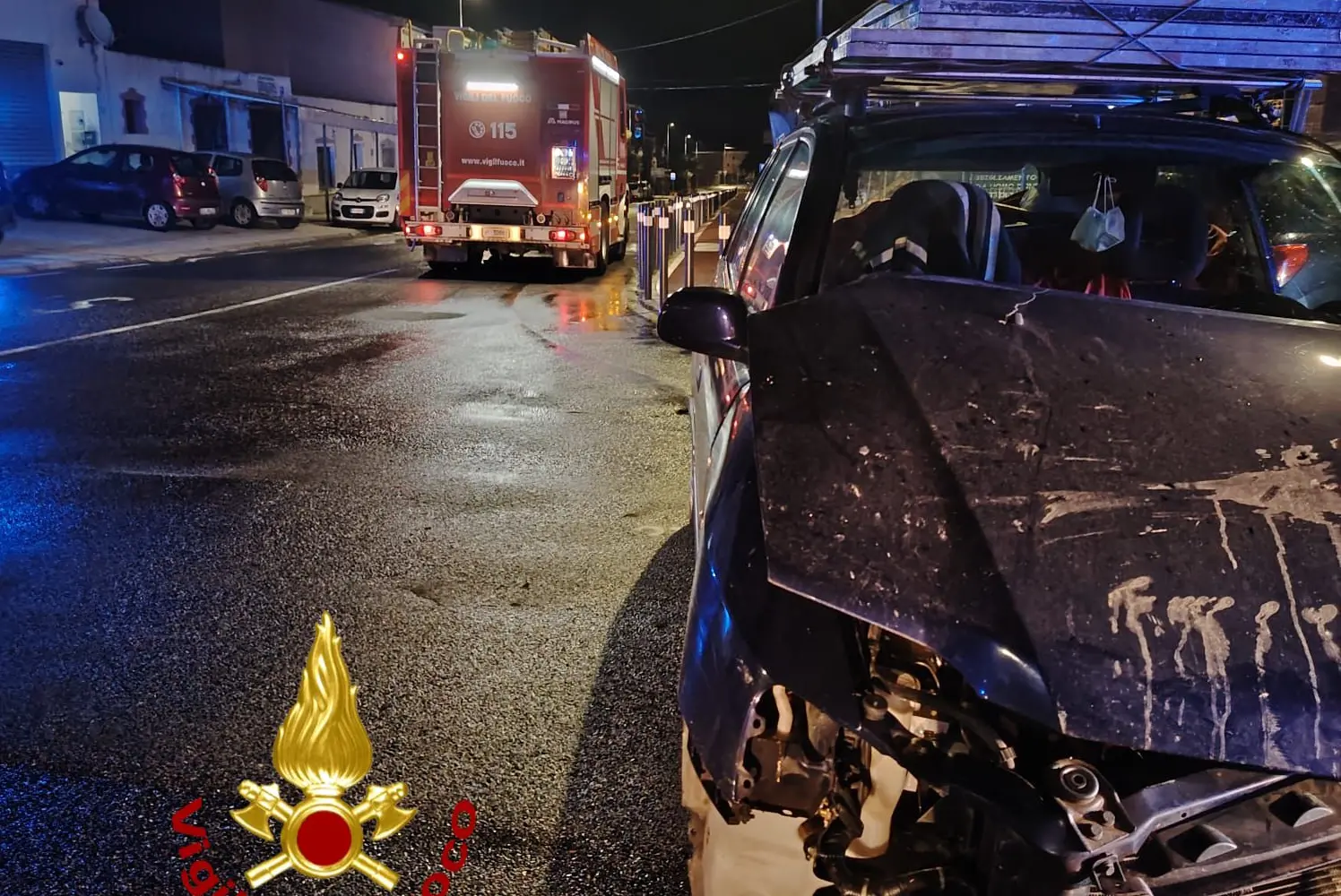 L'incidente (foto vigili del fuoco)