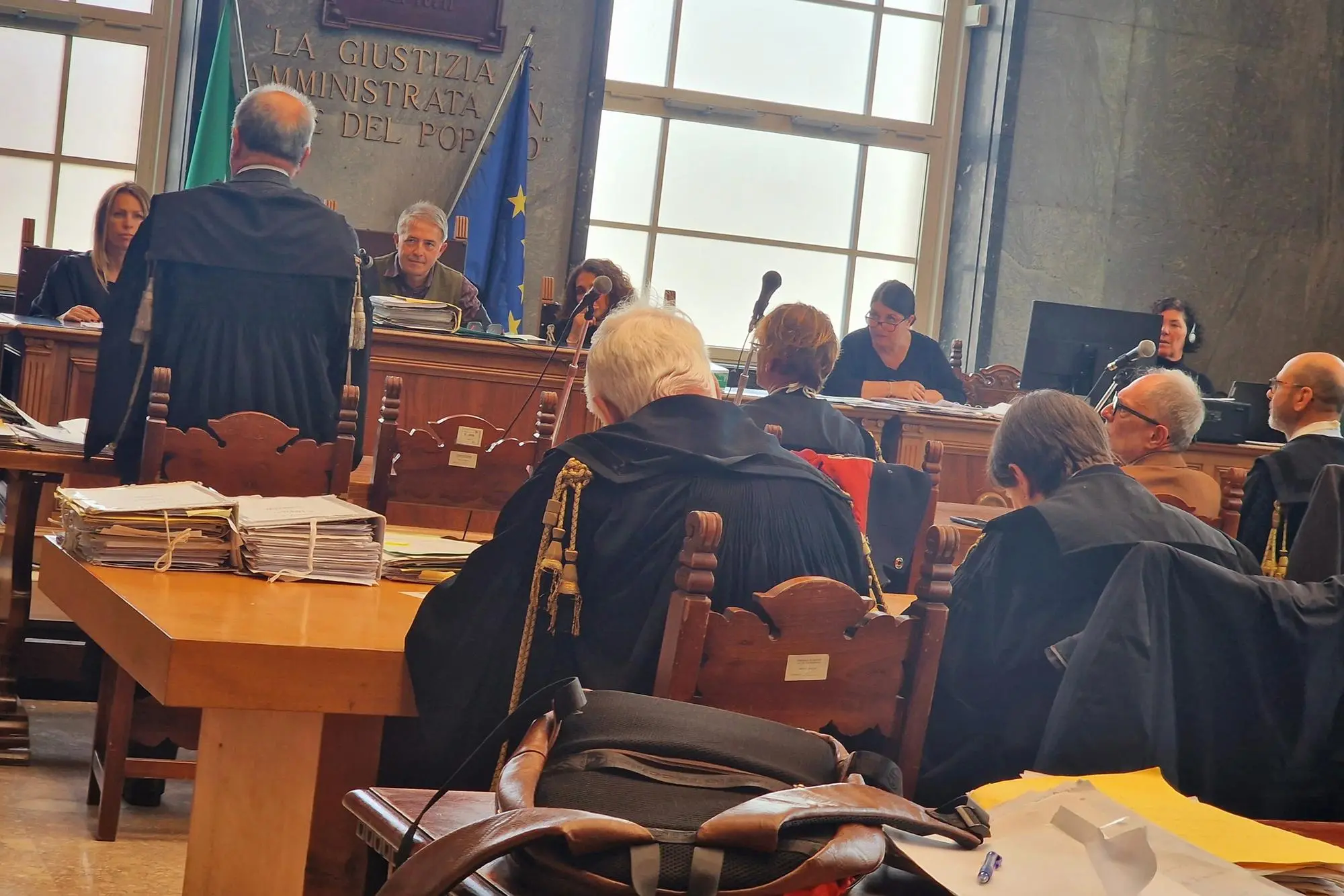 L'udienza a Sassari (Floris)