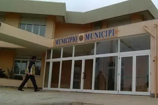 Il Municipio di Alghero (foto d'archivio)