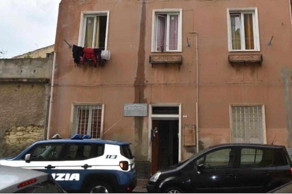 La Polizia scopre a Cagliari un albergo abusivo