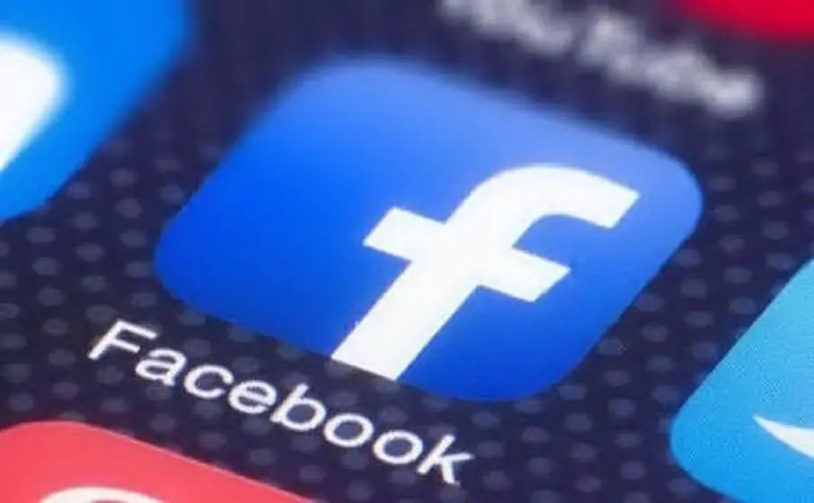 Negli Usa l'Antitrust e 48 Stati fanno causa a Facebook  per l'acquisizione di Instagram e di WhatsApp