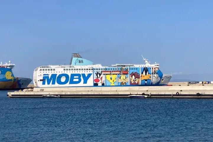 La Moby Wonder in porto (foto Pala)