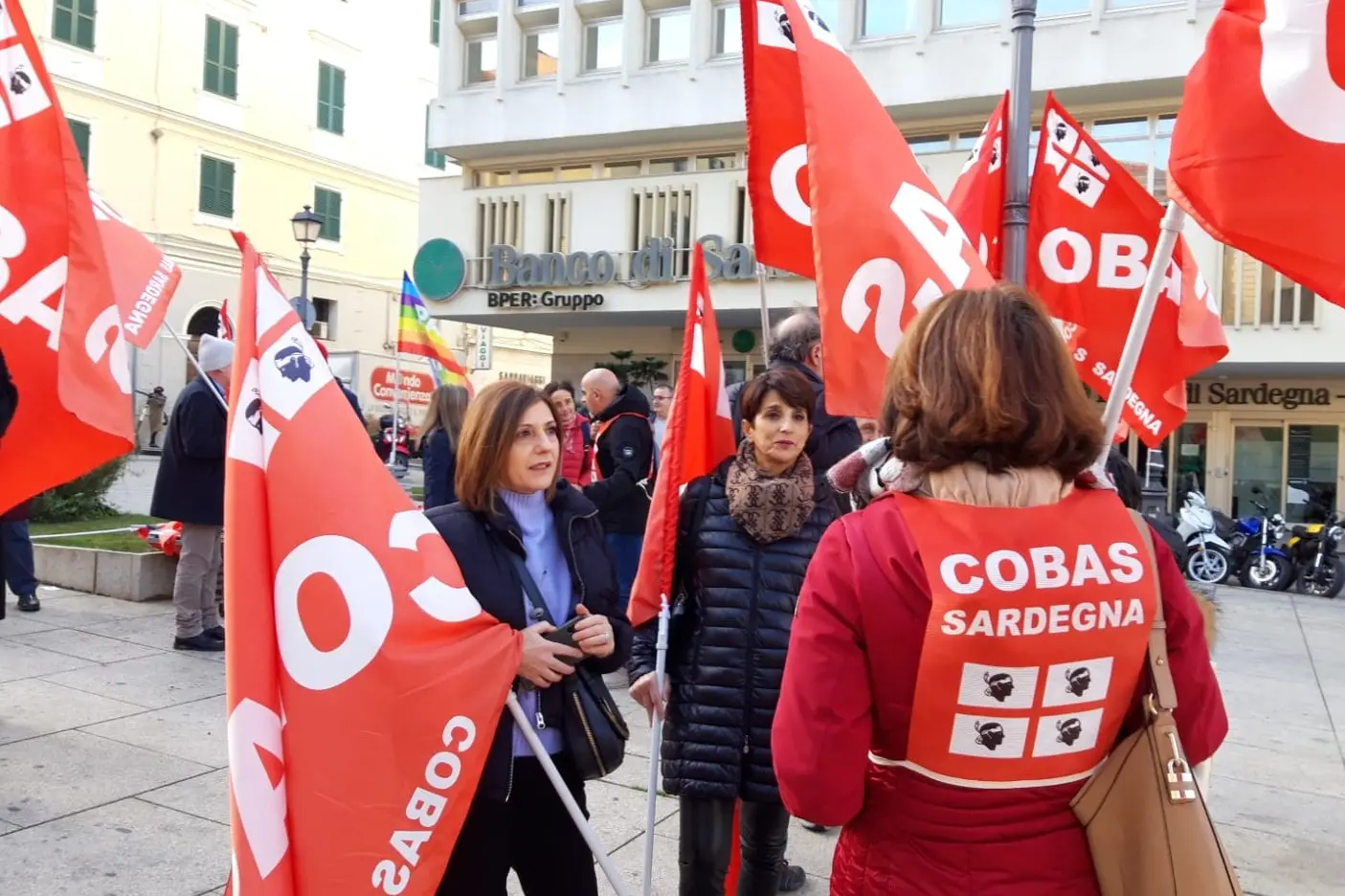 La manifestazione dei Cobas a Sassari (foto Tellini)