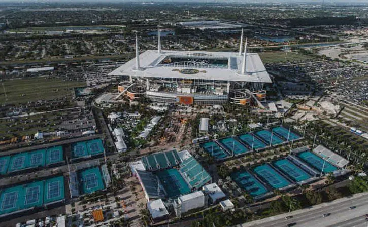 L'Hard Rock Stadium di Miami, che ospiterà il Superbowl, tratta dal sito dello stadio